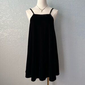 Kimchi Blue Black Velvet Party Festive Slip Dress XS Spaghetti Strap Mini A-Line